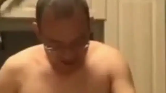 【湖南師生偷情門】專科體育老師操女學生！!-精品力薦