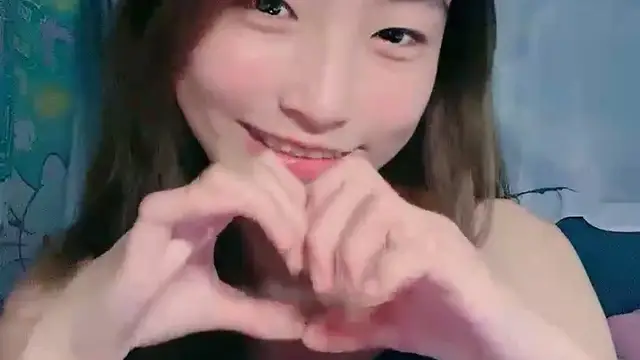 [直播] 純正的學生妹 【我就是芝麻醬】 校園宿舍偷偷脫光 蜜桃臀 太嫩了太嫩了 大雞吧插 2